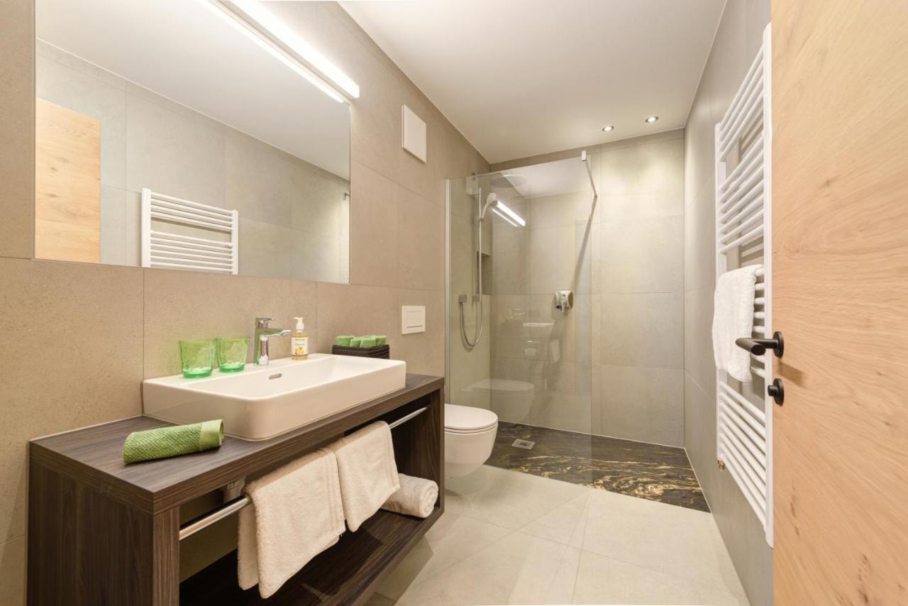 Haus St Anton - Incl Gratis Premium Sommerkarte Sankt Anton am Arlberg Dış mekan fotoğraf